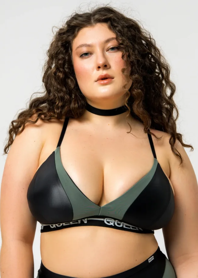 Top With Cups and Mesh – DOLL – Deep Black Glow - 1Queens Kyiv 0226 scaled