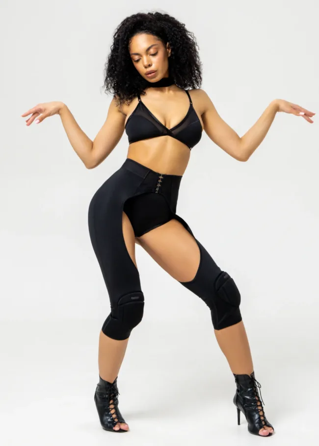 Adjustable Thigh High Knee pads – INFINITY – Black - 1Queens Kyiv 1236 scaled