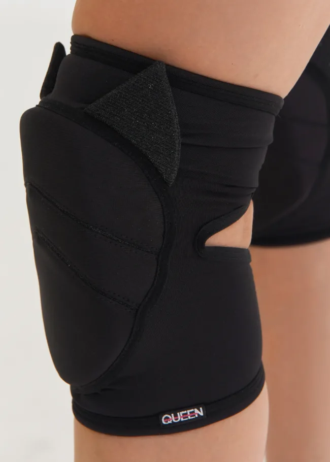 Classic Knee Pads – COCO KITTY – Black - 22D5690 scaled